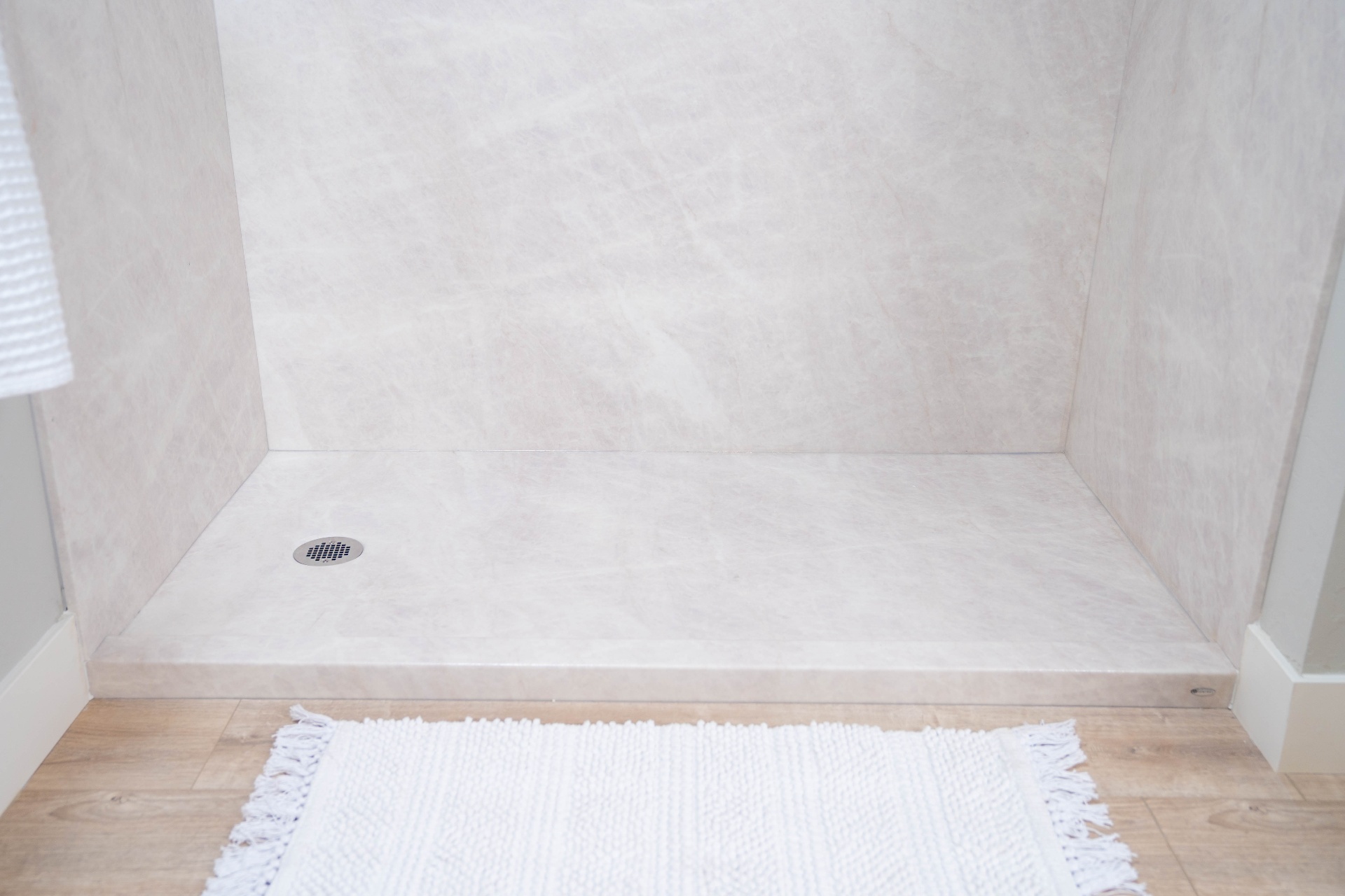 Cream & Travertine render 3